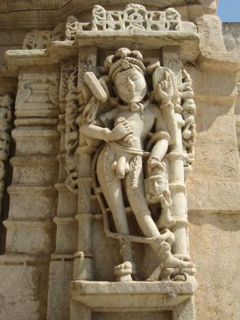 A sacred Suparshvanatha temple — pilgrimage of devotion